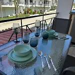 Blue Orchid Family Apartment With Balconies, Kallithea *